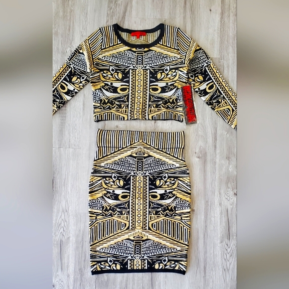 NWT WOW COUTURE Black & Gold Jacquard Crop Two-Piece Knit Bodycon Skirt Set - Picture 7 of 7